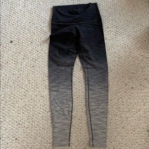 Lululemon wunder under